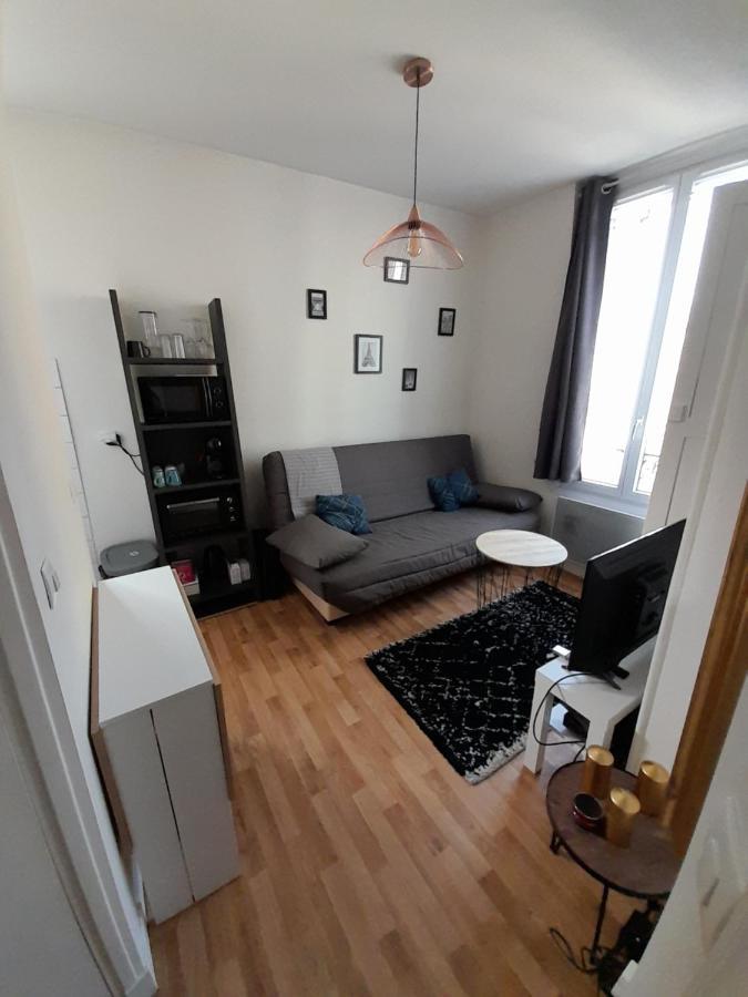 Appartement Cosy 2 pièces typiquement parisien à Notre-Dame Extérieur photo