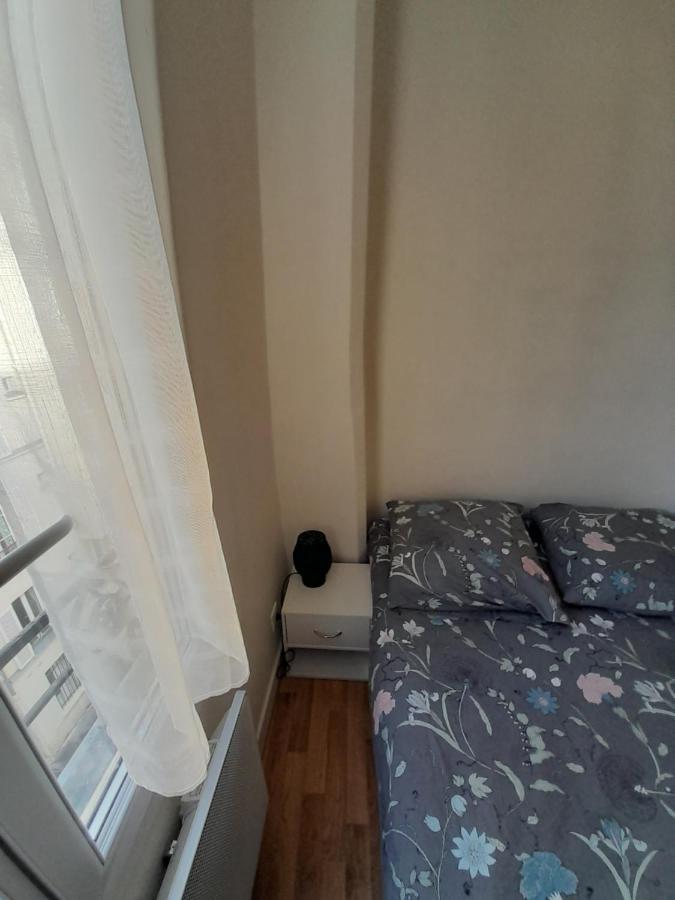 Appartement Cosy 2 pièces typiquement parisien à Notre-Dame Extérieur photo